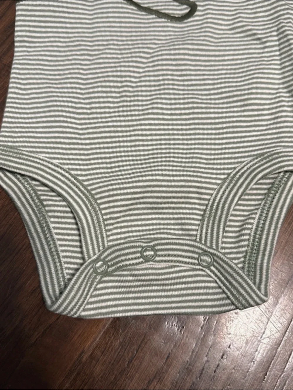Carter's Green 'CHOMP' Crocodile Baby Three-Piece Set 6 Months NWT Onesie Pants